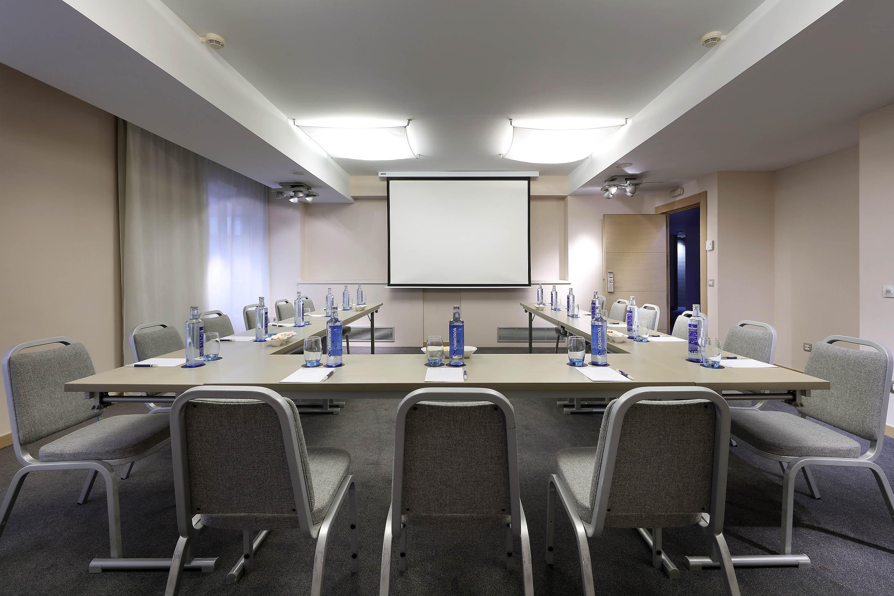 Hesperia Bilbao Hotel Kültér fotó